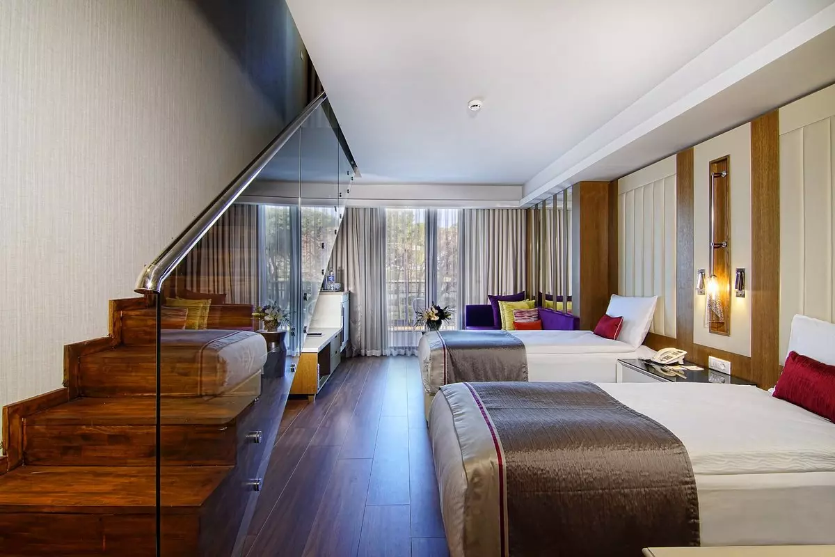 هتل ترندی لارا آنتالیا